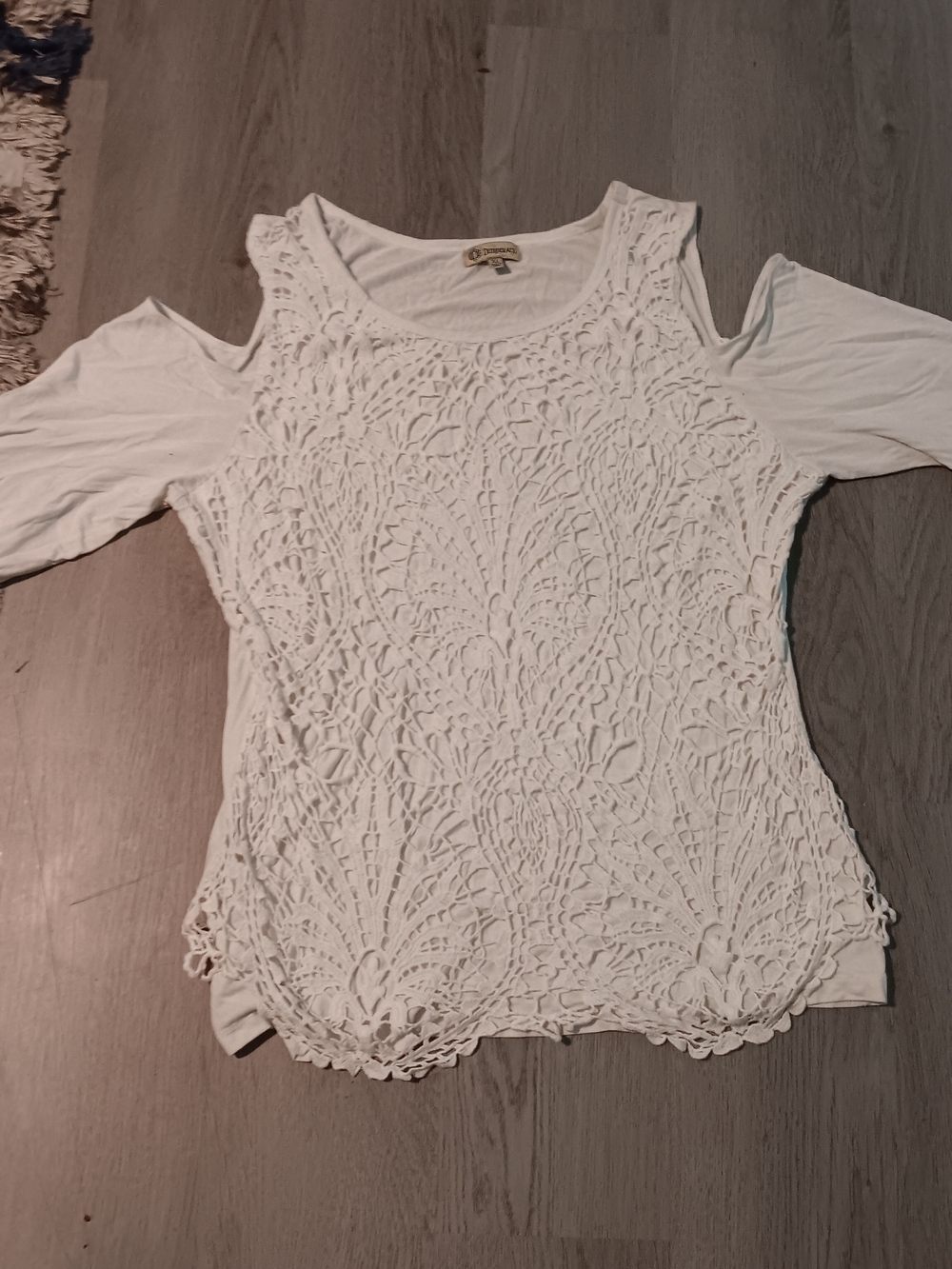 Democracy White Crochet Cold-Shoulder Blouse